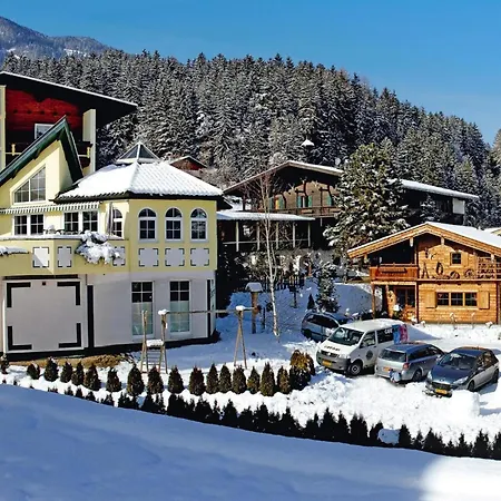 Cosy In F Gen * 푸겐